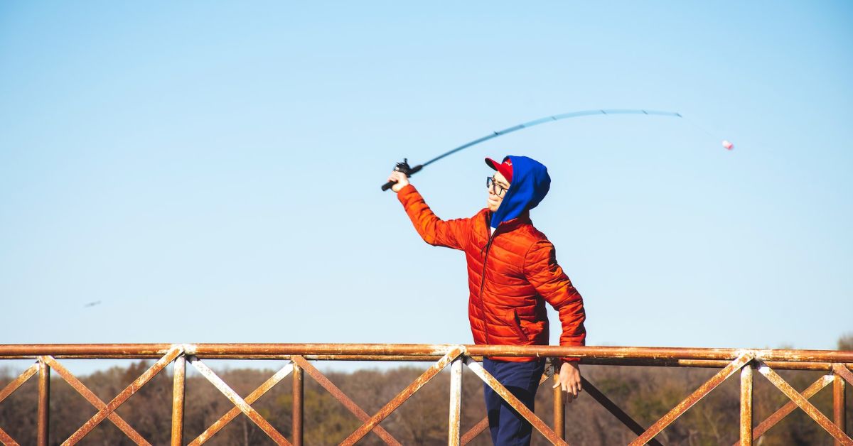 Using a Spomb for Carp Fishing A Beginner's Guide